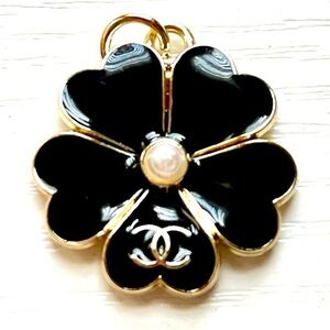 Black Camellia Flower Charm Pendant - CC Zipper Pull Charm